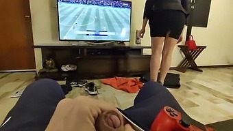Steamy Encounter: Stepmom Seduces And Takes Gamer Inside Her Ass