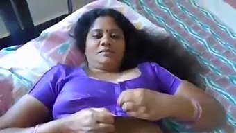 Mature Indian Housewife Muskan Rani Gets Fucked Doggy Style