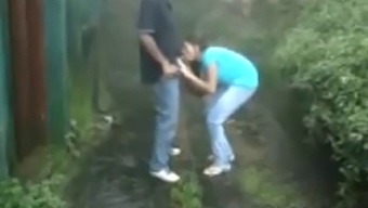 Public Indian Couple'S Hardcore Fucking And Blowjob