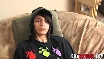 Stunning Young Gay Man Pleasures Himself During A Sex Chat With Roxy Red