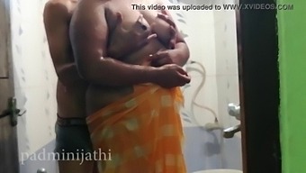 Desi Couple'S Passionate Night With Shower And Handjob