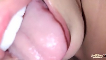 It'S So Huge That I Can'T Help But Feel It'S Too Much For Me