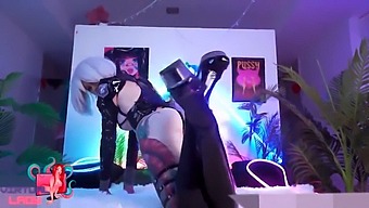 2b From Nier Automata Enjoys A Large Penis In This Virtual Porn