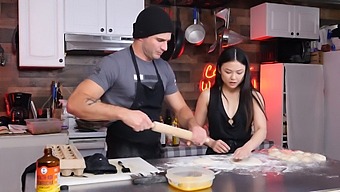 What Lulu Chu'S Viewers Think About Her Passion For Corn