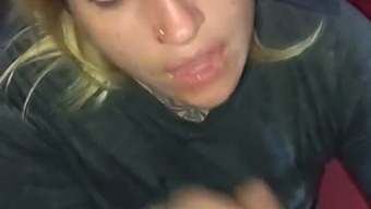 Blowjob Skills On Display: Green-Eyed Blonde Receives Sloppy Oral Attention