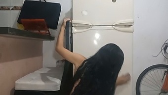 My Stepsister'S Oral Skills Were Put To The Test As She Eagerly Pleasured Me In Various Positions - Explicit Video